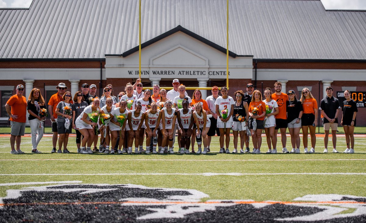 GoCamelsWLAX's tweet photo. We 🧡 our seniors! #RollHumps 🐪🥍 https://t.co/qnqmSZnI6u