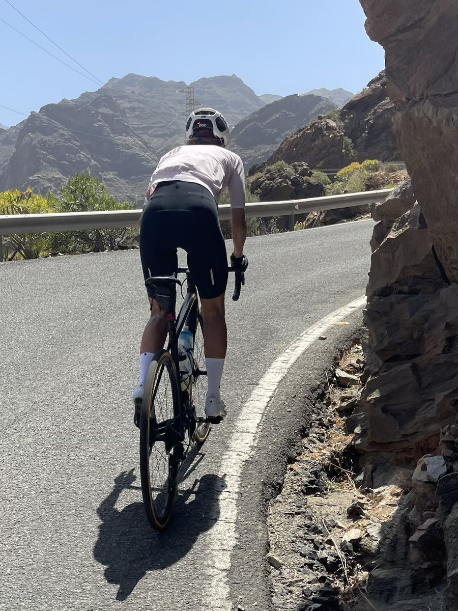 It’s a hot and long ride through the Valley of Tears and then up Pico but it’s always a very happy day. 
187 km/116 miles with 
4’400 hm/14,436 feet of elevation gain. I hope it’s sunny and warm wherever you are! 
#cycling #cyclingmountains #cyclingadventure