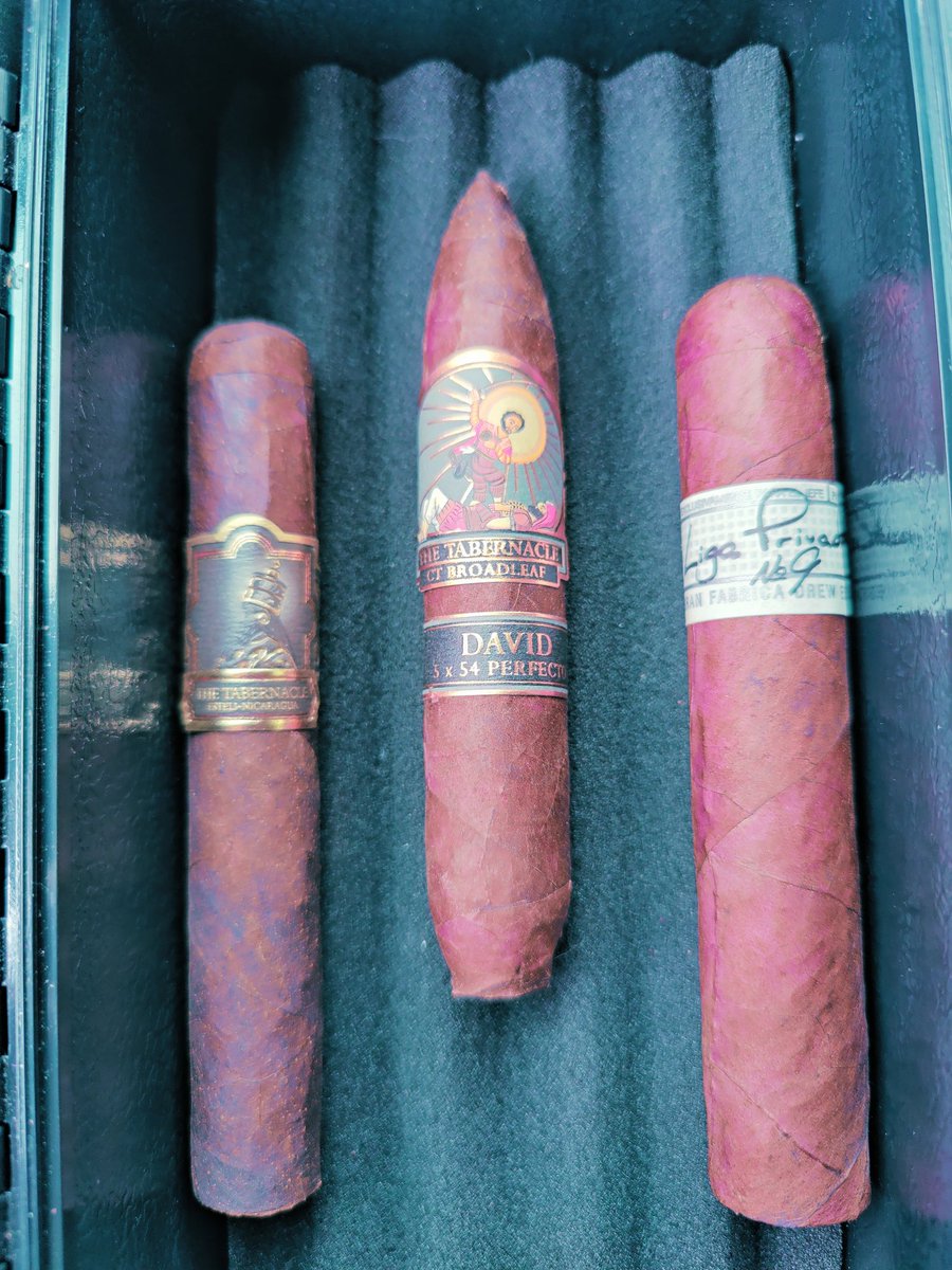 Cigars for the night. 🔥💨🤌
