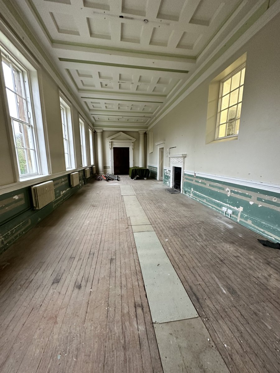 Roche House tweet media