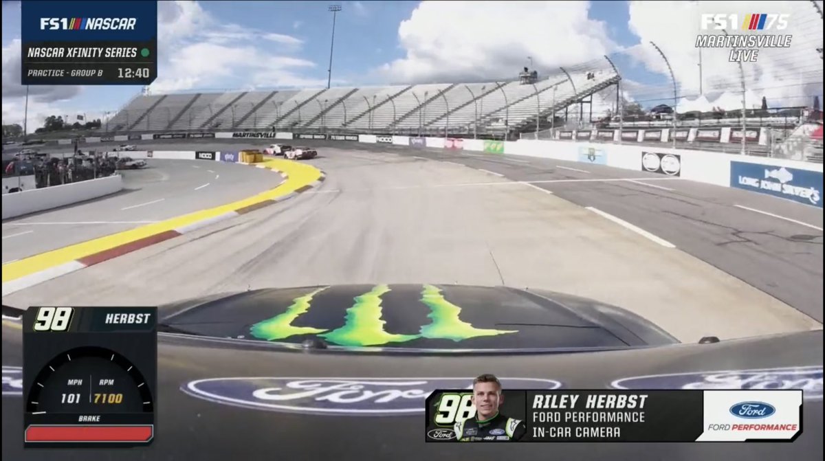 AndyVJeffers's tweet photo. The @Ford in-car camera will ride with @rileyherbst tonight at @MartinsvilleSwy in the #98 @MonsterEnergy @StewartHaasRcng Mustang. #DriversEye
7:30ET | @FS1 | #NASCAR75 https://t.co/G1f64UDrJ0