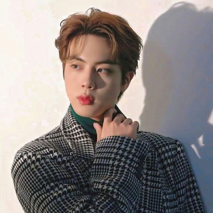 hourjinnie's tweet photo. forehead 🤲🏽 https://t.co/AkXlS9Zqwk