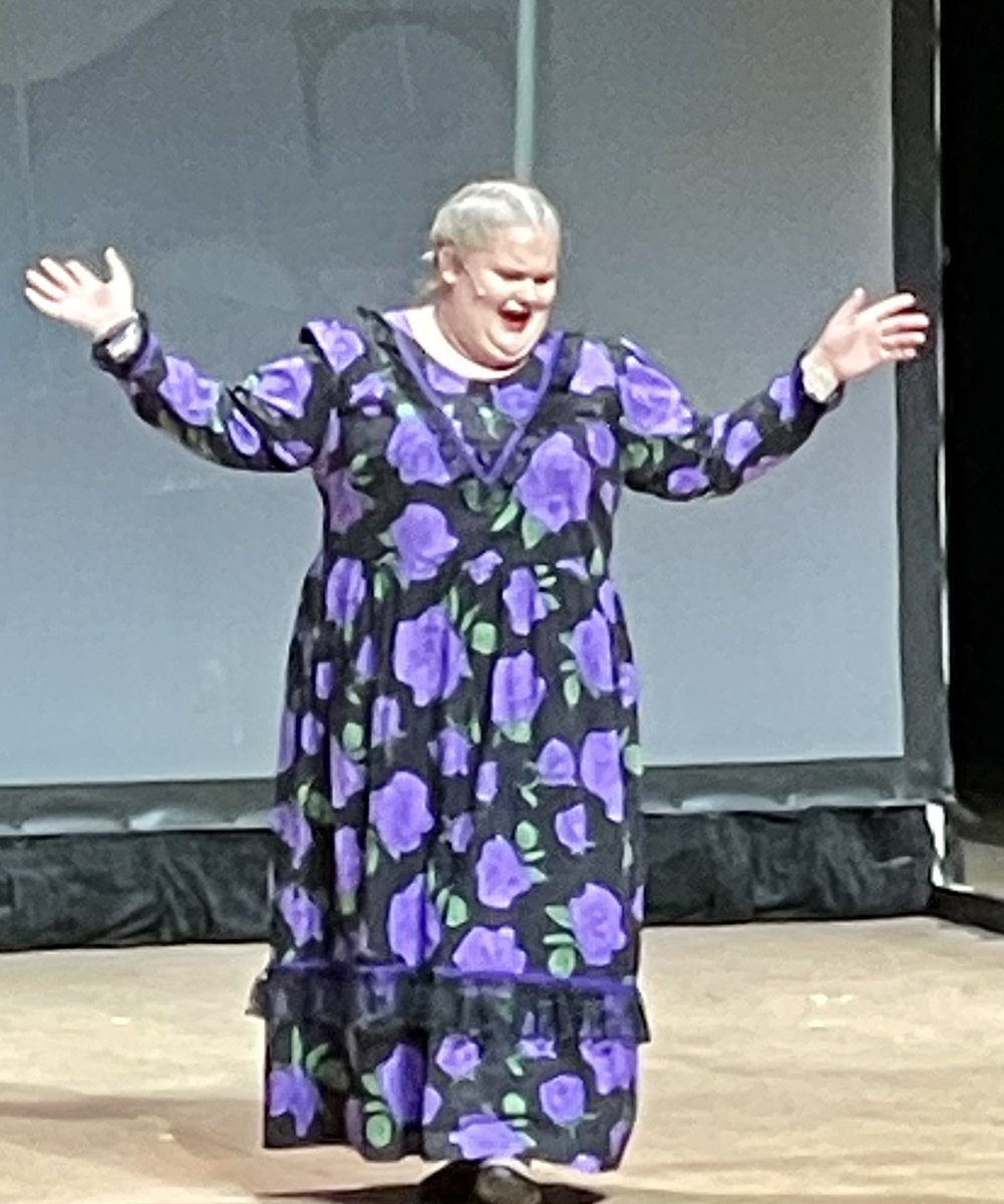leemunoz1313's tweet photo. Oh Delaney! Girl, I am a fan!  You absolutely killed it! Absolutely loved your performance of Mrs. Peterson 💙 #greatatlake https://t.co/vsWA1MxEfr