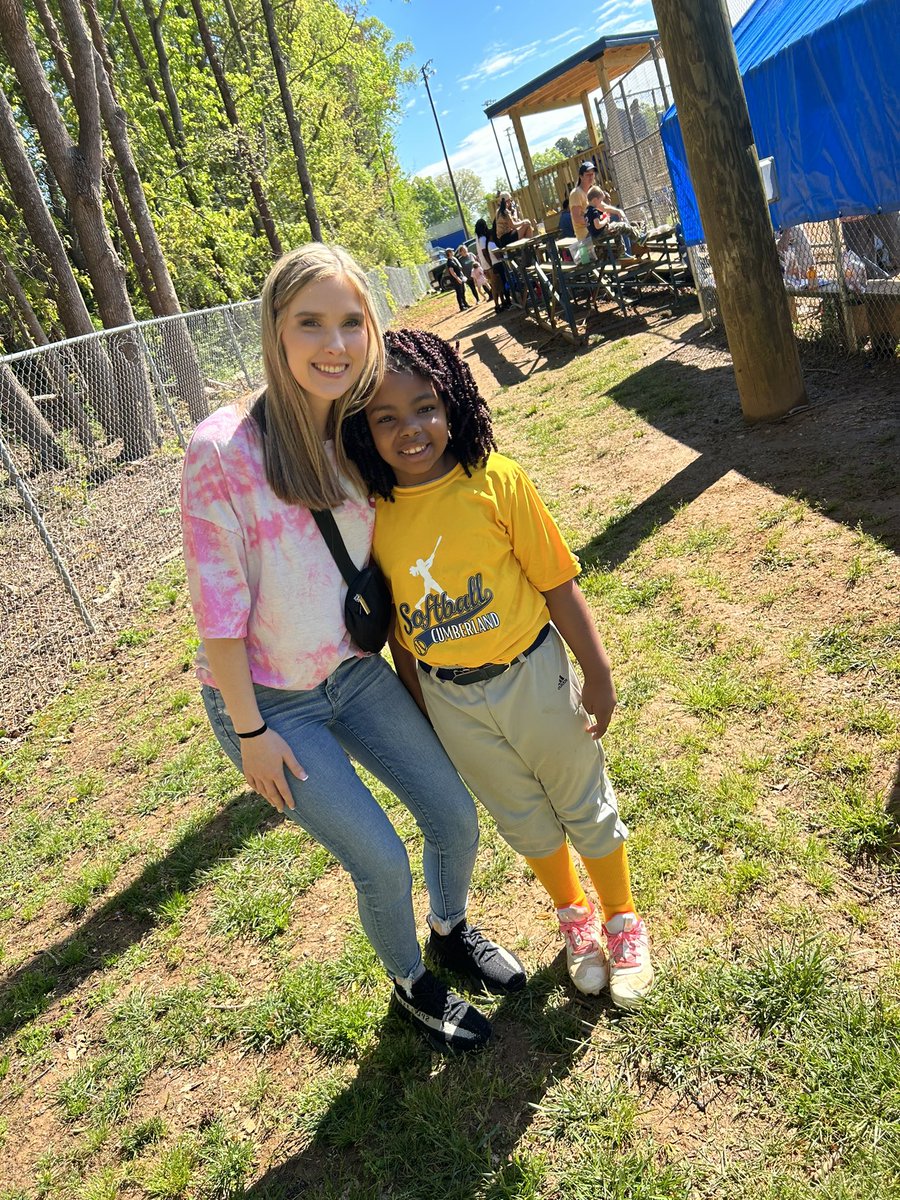 baileybmoran's tweet photo. My favorite thing about being a Duke and a teacher? Supporting my kiddos in and out of the classroom and knowing I have a school community that does the same💙 #ccesdukes #WeAreCuCPS https://t.co/lkXeJBSKsJ