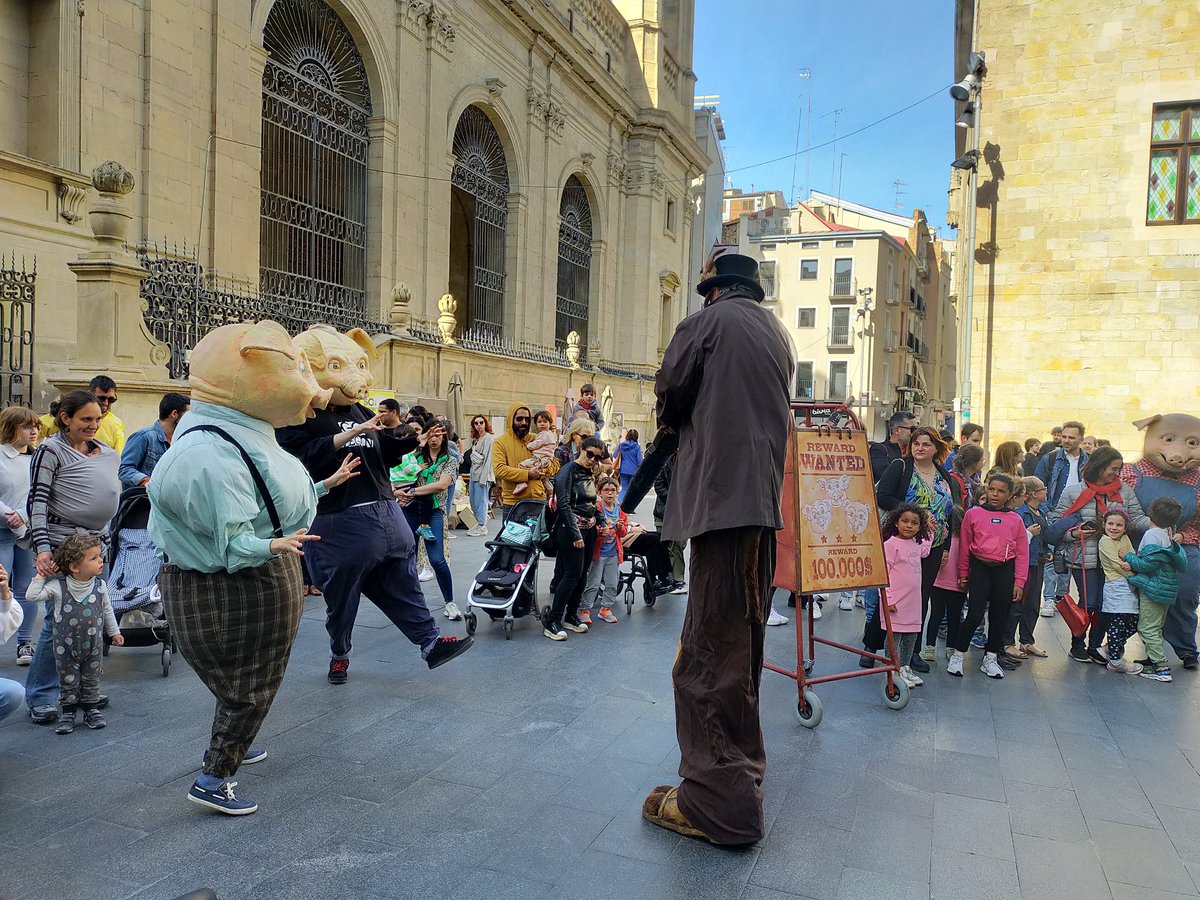 CarlosEnjuanes's tweet photo. #PonentFEST2023 imprescindible Fira per entendre que poden arribar a significar les Empreses d'Economia Social i Solidària en el nostre entorn productiu i les possibilitats que ofereix el Cooperativisme per l'emprenedoria https://t.co/WQS2jH21AS