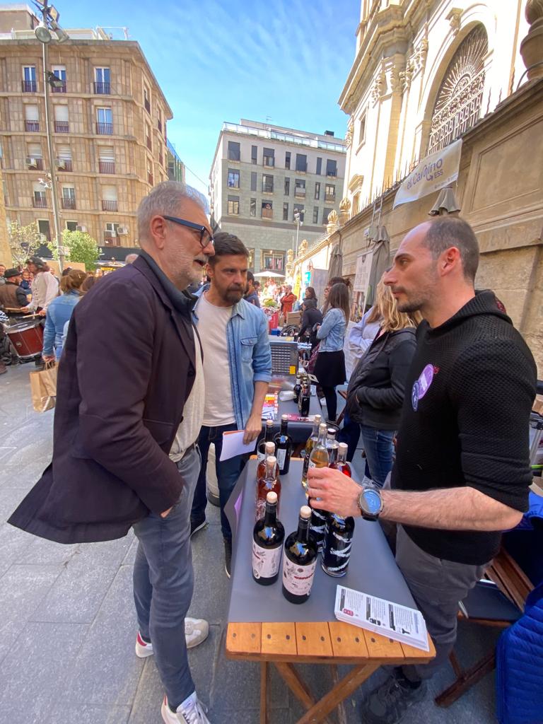 CarlosEnjuanes's tweet photo. #PonentFEST2023 imprescindible Fira per entendre que poden arribar a significar les Empreses d'Economia Social i Solidària en el nostre entorn productiu i les possibilitats que ofereix el Cooperativisme per l'emprenedoria https://t.co/WQS2jH21AS
