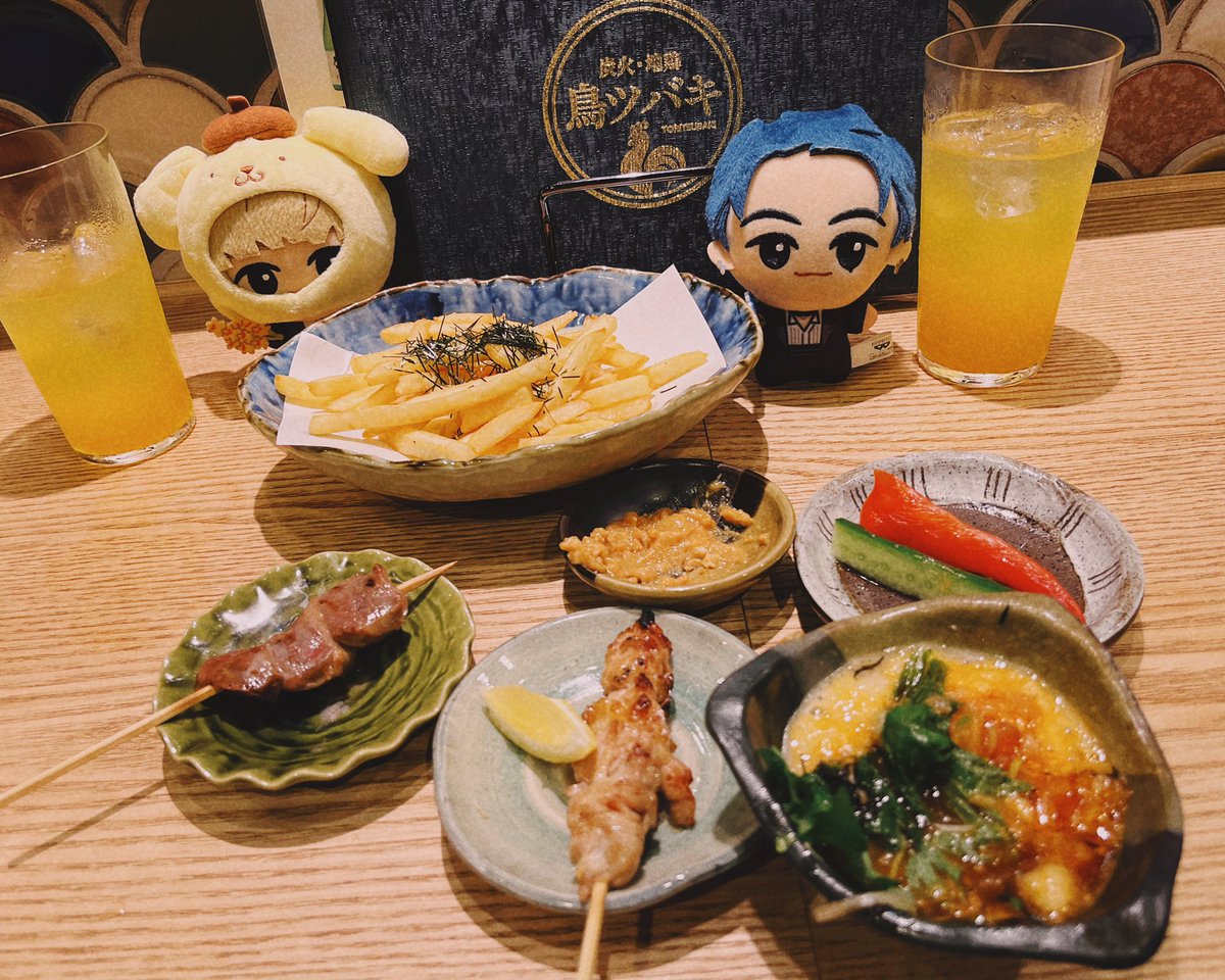 ringoame_mogu_'s tweet photo. 神戸コレクション楽しかった〜❕
OWVはもちろん、素敵なモデルさん・アーティストを知れて、お花も綺麗で素敵空間だった💐💐
#KOBECOLLECTION https://t.co/9bb37E0yeu