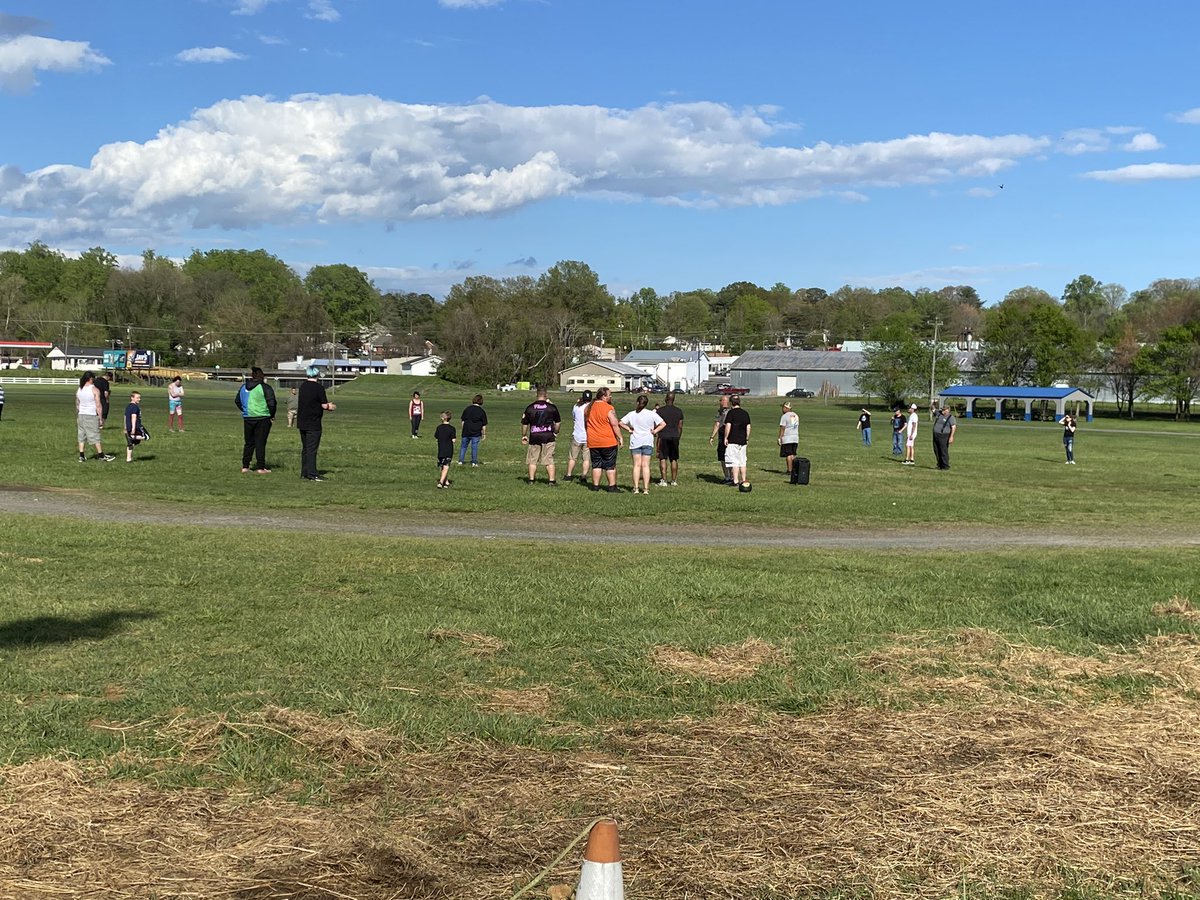 aiwf_mid's tweet photo. #kickball has began at Spring Jam. #indywrestling https://t.co/h3sFO0denb