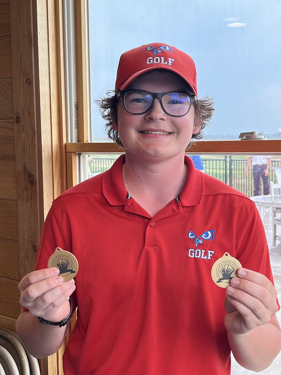 mro_shs's tweet photo. Congrats to Zach Greenhill who shot a career best 72 @GolfWCGC and took first place today! @SlingerBoysGolf @SlingerOwlsAD @KevinBryant_Jr @_Hootie_Owl_ https://t.co/1vAp30612W