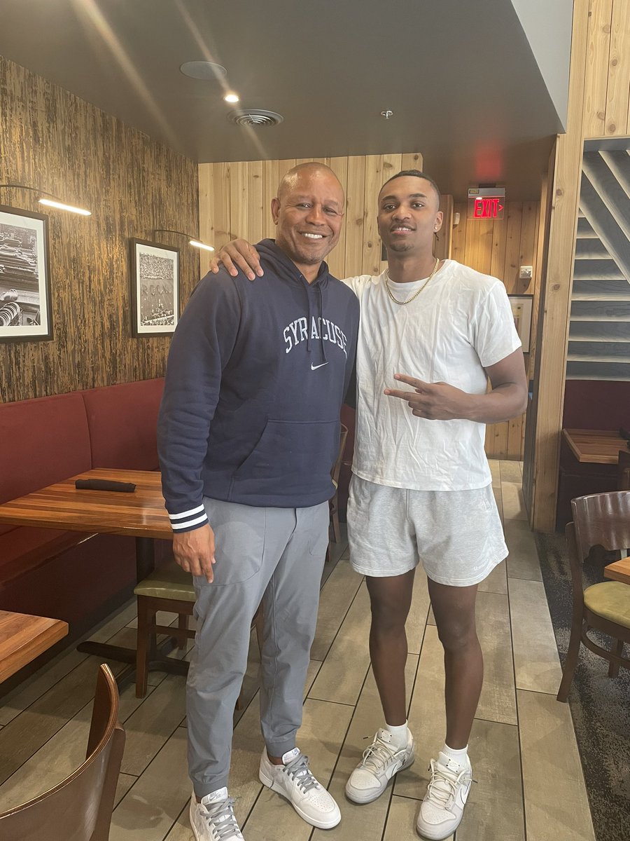 CoachRedAutry's tweet photo. Had to swing through South Bend to catch up with JJ! Can’t wait to get him to the Cuse this summer. #OrangeStandard https://t.co/iiwAHn6R1f