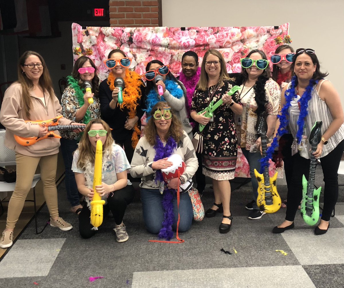 Meet JGE’s dedicated support staff who provide such a loving and caring learning environment for our Bulldogs.