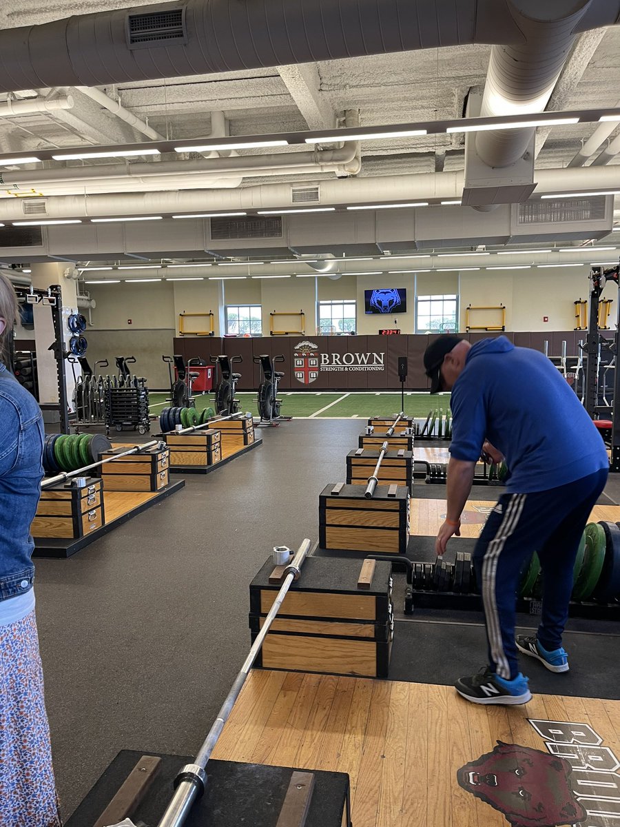Thank you <a href="/CoachW_Edwards/">Willie Edwards</a> for inviting me to visit <a href="/BrownU_Football/">Brown Bears Football</a>. I had a fantastic experience. <a href="/coach_spinnato/">Coach Spinnato</a> <a href="/CRHFootball/">Choate Rosemary Hall Football 🐗</a> <a href="/BrownHCPerry/">James Perry '00</a> @Browncoachweave