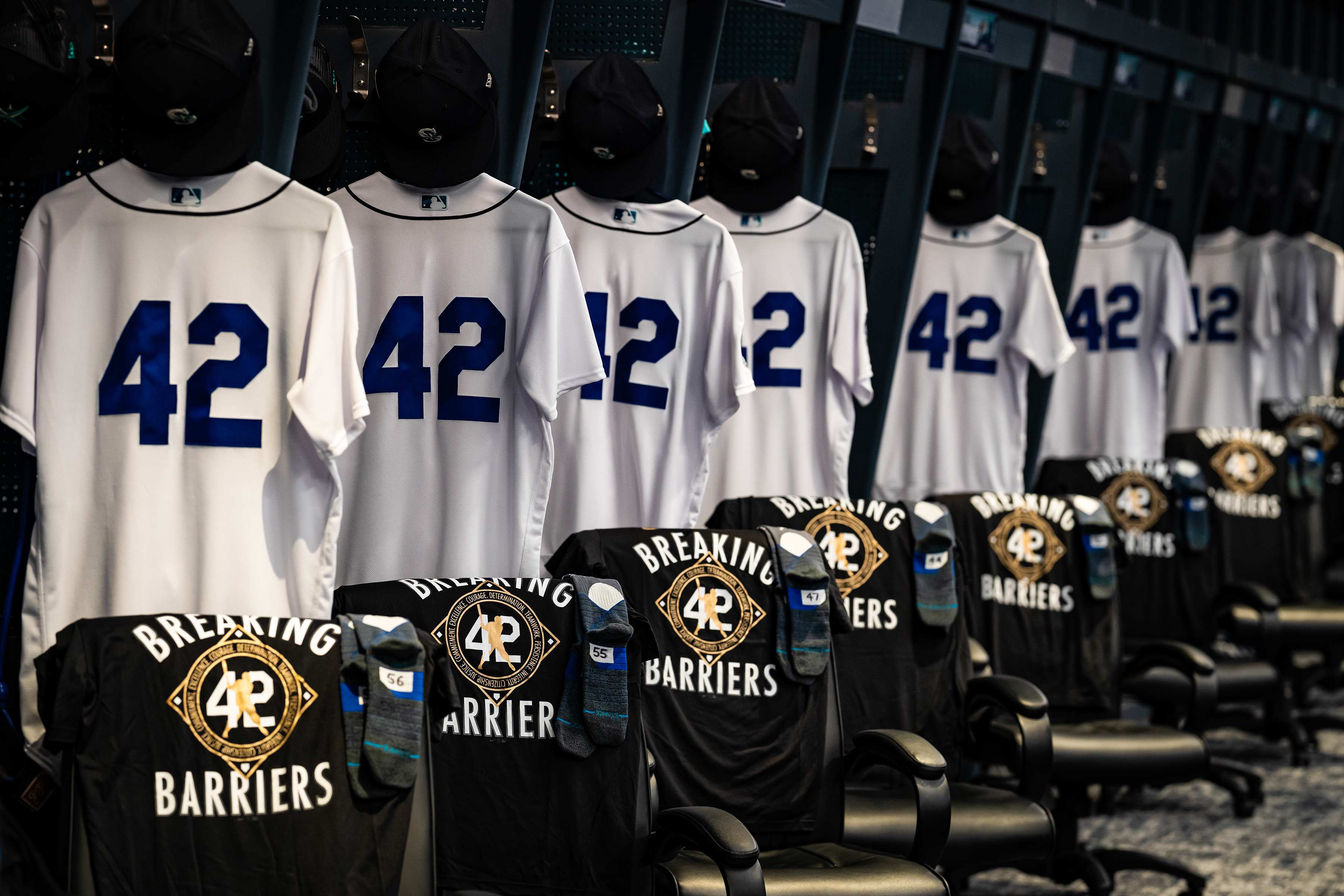 Seattle Mariners on X: Today, we are all 42. #Jackie42   / X