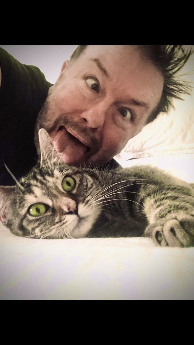 Ricky Gervais tweet media
