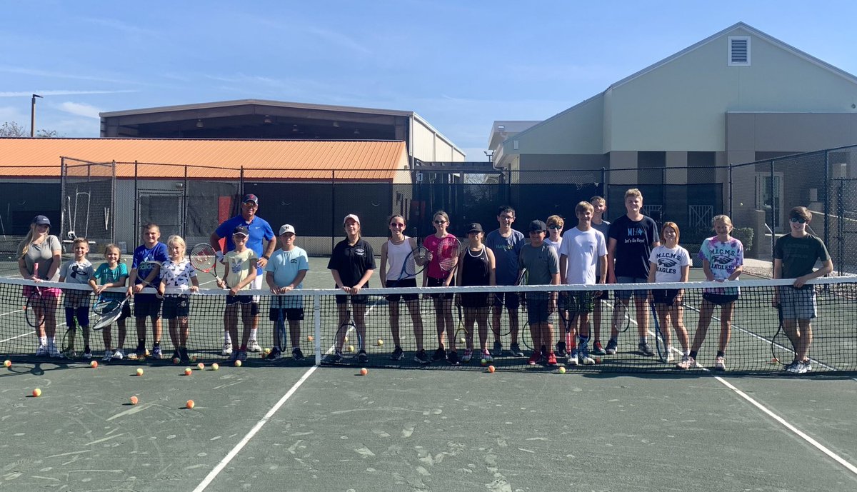 Sptennis49's tweet photo. So proud of this group👏🏼  of student athletes from @CharterMarco, @PEatTBE, @MarcoIslAcademy, They’re determined, show great sportsmanship, and are having fun while learning at tennis practice @YMCAMarco Thanks Jennie McLaughlin for volunteering today. https://t.co/iS8XiYw4Qs