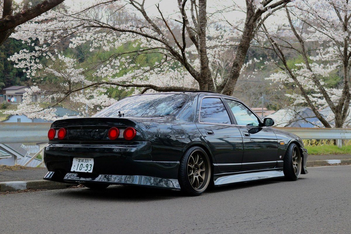 tk_skyline33's tweet photo. めっちゃ今更ですが、とてつもなく綺麗になって戻ってきました☺️

色も変えてホイールも変えてとても満足🙆‍♂️この状態で壊すことなく遊びたいと思います。

もう解体車とは呼ばせないぜ！

色々とよくしていただいた方々、ありがとございました！ https://t.co/9QF3OXMMty
