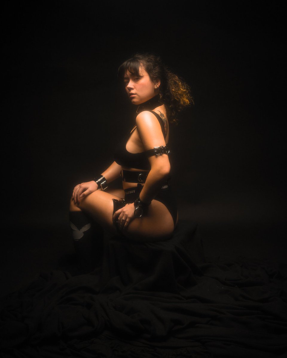 Mayum_s_'s tweet photo. Giving Bowsette 🖤

Pics by @damnitjerome 
#playboy https://t.co/B8hxsugLYt