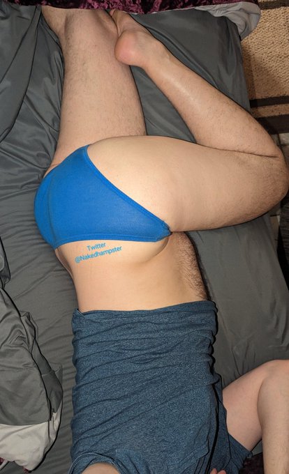Sleeping during the day during this warm weather will leave you thirsty https://t.co/fRt9Doesmo