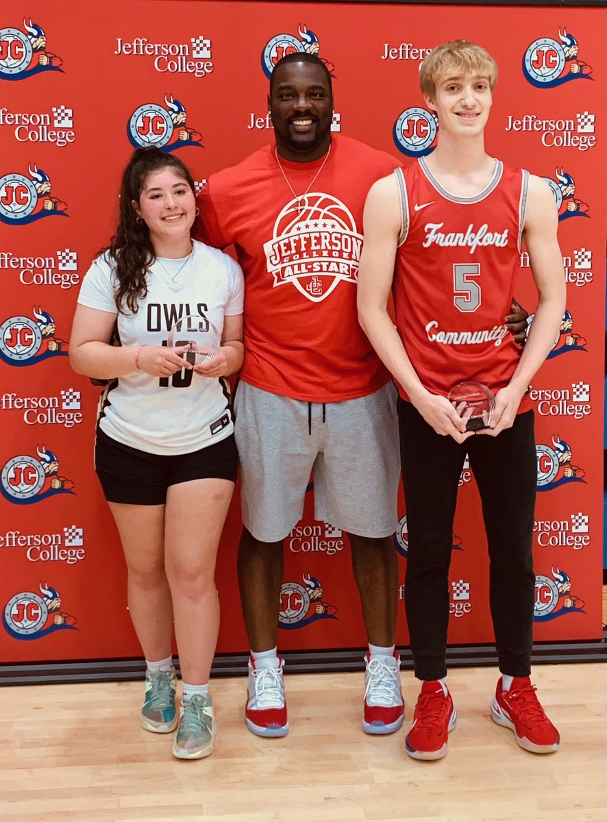 JeffcoHoops's tweet photo. All Star Weekend 3pt Champions!
Reagan Daly from Windsor and Cole Buckingham from Frankfort
🏀🏆🏀 https://t.co/2TEqUfqMzc