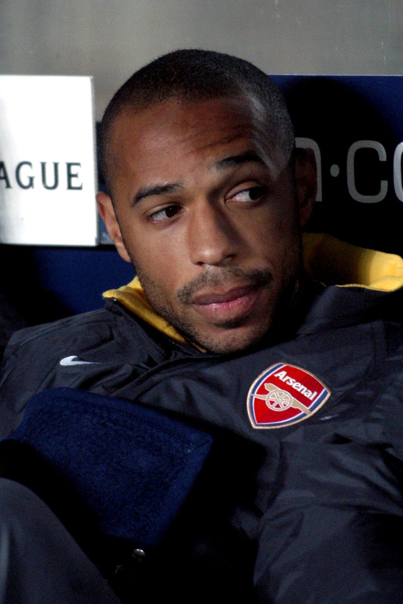 _BeFootball's tweet photo. Joueurs les plus décisifs (⚽+🎯) sur l'avant-dernière décennie :

2000 : 🇫🇷 Henry (42)
2001: 🇪🇸 Raùl (53)
2002: 🇫🇷 Henry (44)
2003: 🇫🇷 Henry (59)
2004: 🇫🇷 Henry (58)
2005: 🇧🇷 Ronaldinho (48)
2006: 🇧🇷 Ronaldinho (46)
2007: 🇵🇹 Ronaldo (49)
2008: 🇵🇹 Ronaldo (45)
2009: 🇦🇷 Messi (51) https://t.co/Z6dUt8mxiy