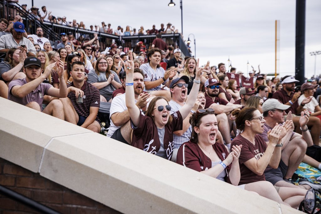 HailState's tweet photo. History made. 𝟏𝟔,𝟒𝟐𝟑 strong. 🔥

A new NCAA all-time on-campus attendance record! 

#HailState🐶 | #SBW23 https://t.co/CKQWg1lAKK