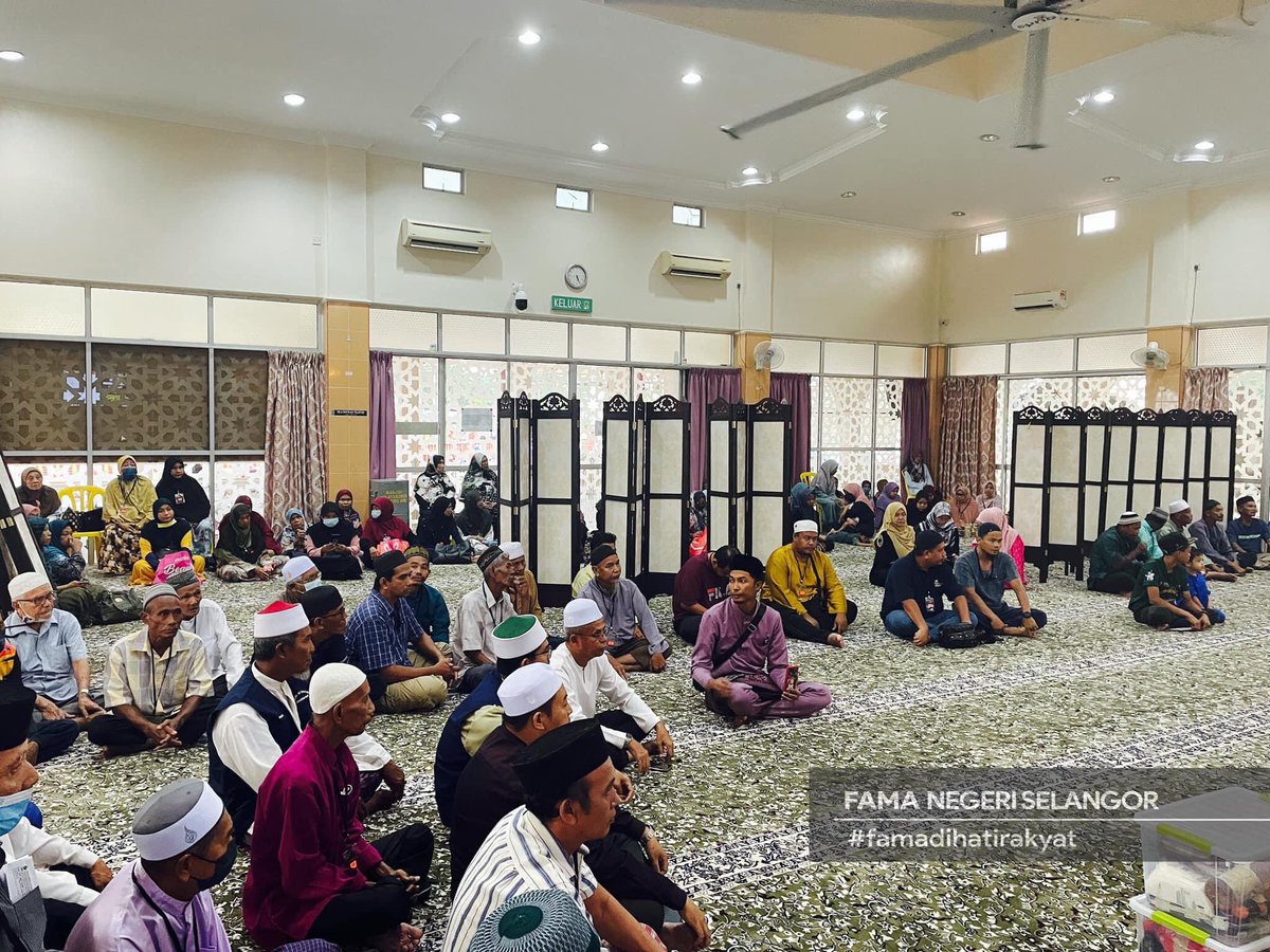 FAMA_Malaysia's tweet photo. 14 April 2023 | Jumaat | Masjid As-Syakirin, Jenderam Hilir, Sepang

𝐏𝐑𝐎𝐆𝐑𝐀𝐌 𝐉𝐄𝐋𝐀𝐉𝐀𝐇 𝐑𝐀𝐌𝐀𝐃𝐀𝐍 𝟐𝟎𝟐𝟑| BANK RAKYAT-FAMA NEGERI SELANGOR, DAERAH SEPANG

Program Jelajah Ramadan 2023 FAMA Negeri Selangor, bagi Daerah Sepang dengan kerjasama Bank Rakyat Cawangan https://t.co/EtYATDAa8E