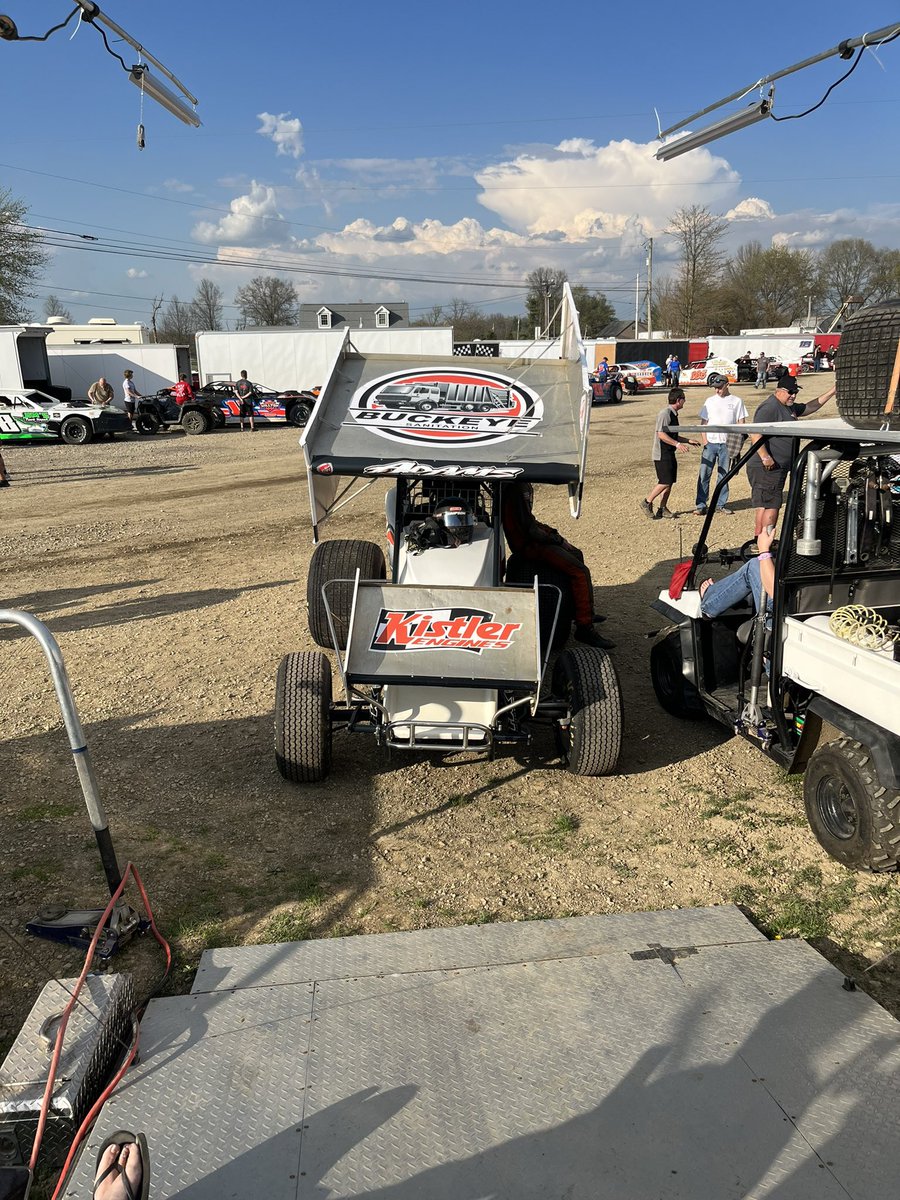 SaxerRacing93's tweet photo. @JohnDeere planter set-up guy by day, @justinadamsrace sprint car set-up guy by night. https://t.co/nroqGV2532