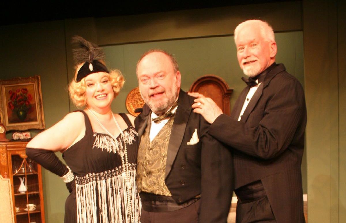 Opening weekend is under way! There Goes the Bride is going to have a fantastic run, so grab your tickets! We look forward to entertaining you!