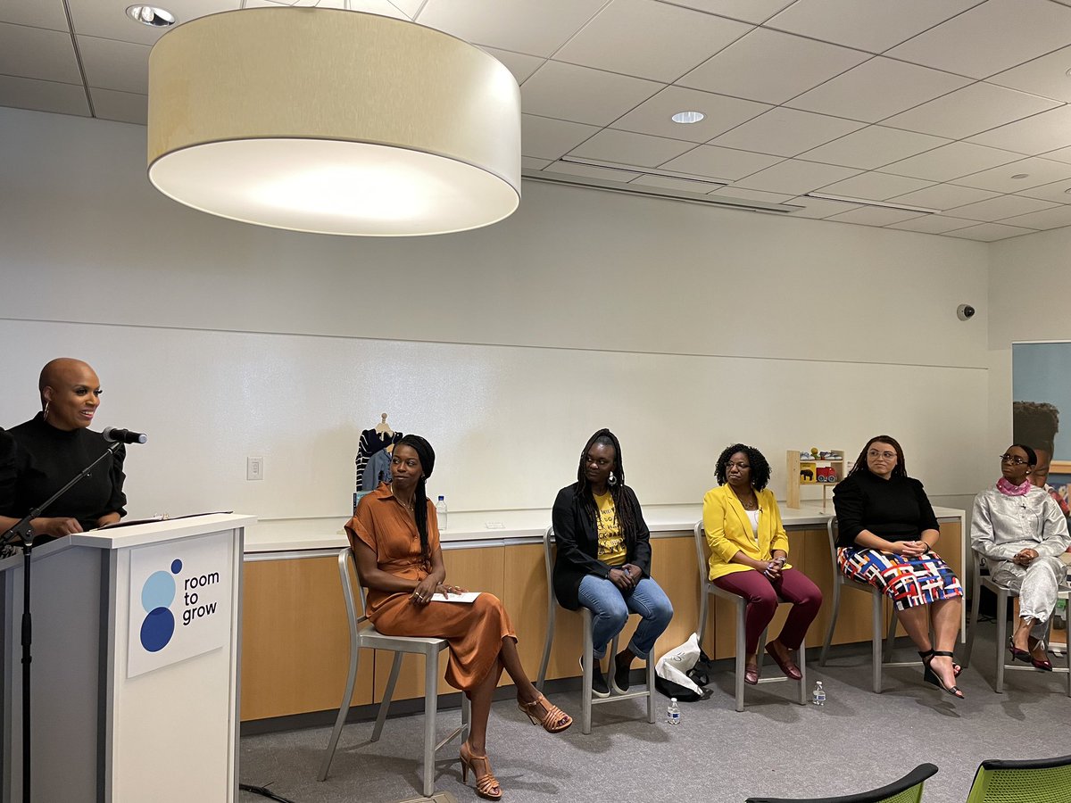 Reproductive justice is racial justice.

TY @RoomtoGrow_org for the opportunity to join you in community to discuss how we can address our Black maternal health crisis, root out systemic racism from our health systems & expand access to comprehensive, culturally-competent care.