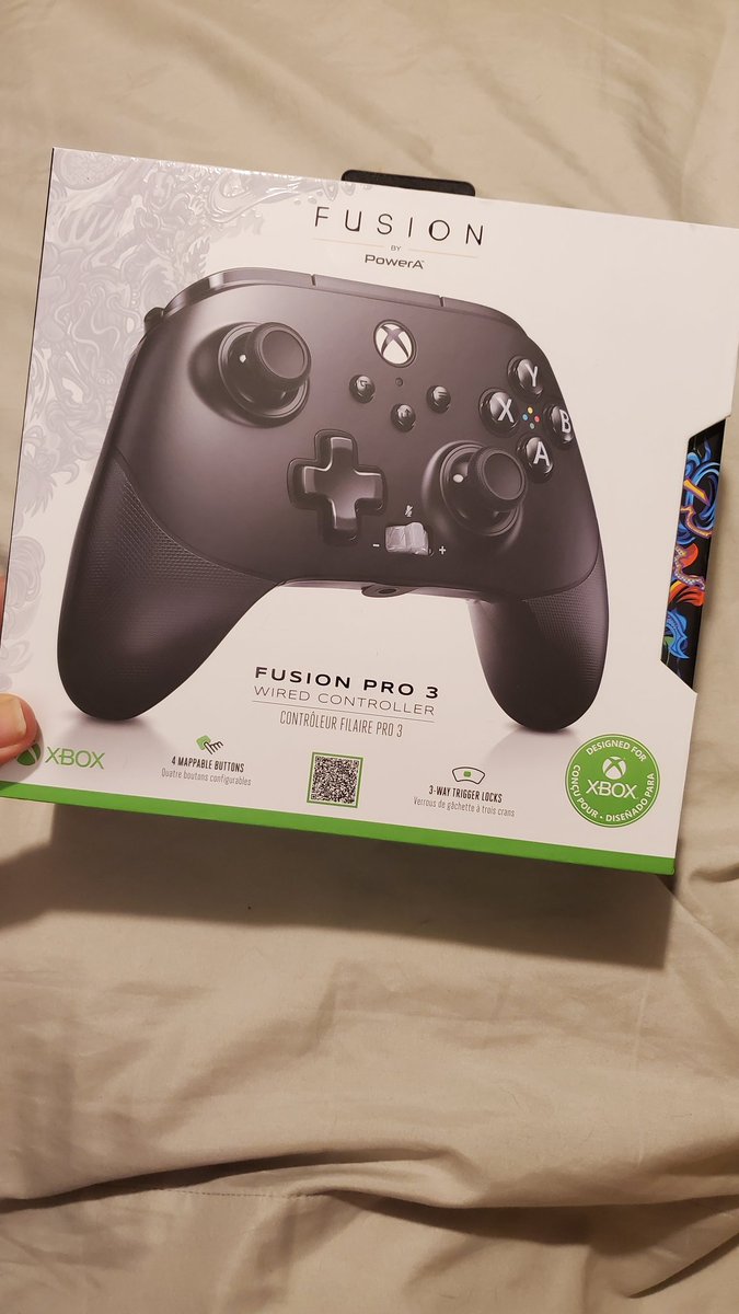 MissFeetStink's tweet photo. Picked this up today and I'm so excited to try it out!
I have been looking for a good controller w/ 6 mappable buttons on the back & I found this at GameStop.
Do you have any experience with the Fusion by @PowerA ?
#gaming #powera #powerafusion #gamergirl #gaminggirl #xboxgirl https://t.co/0J3uxjENLi