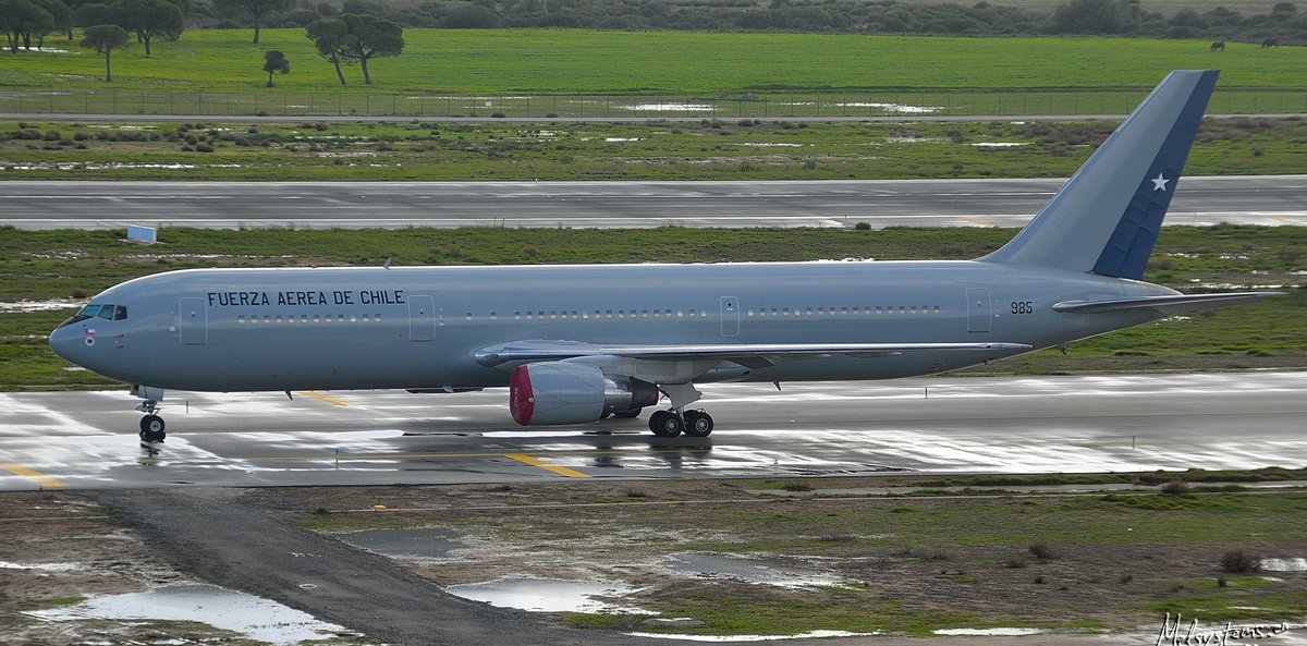MGMELSYSTEMS's tweet photo. Los fines de semana son para la #fotografía Réflex, manual y en bruto (sin #postprocesado), para expandir tu #zona de #confort. 
#Spotting: fotografía aérea. (acceso a torres de control).
Avión presidencial de #Chile en #Jerez https://t.co/1iFMYprrXw