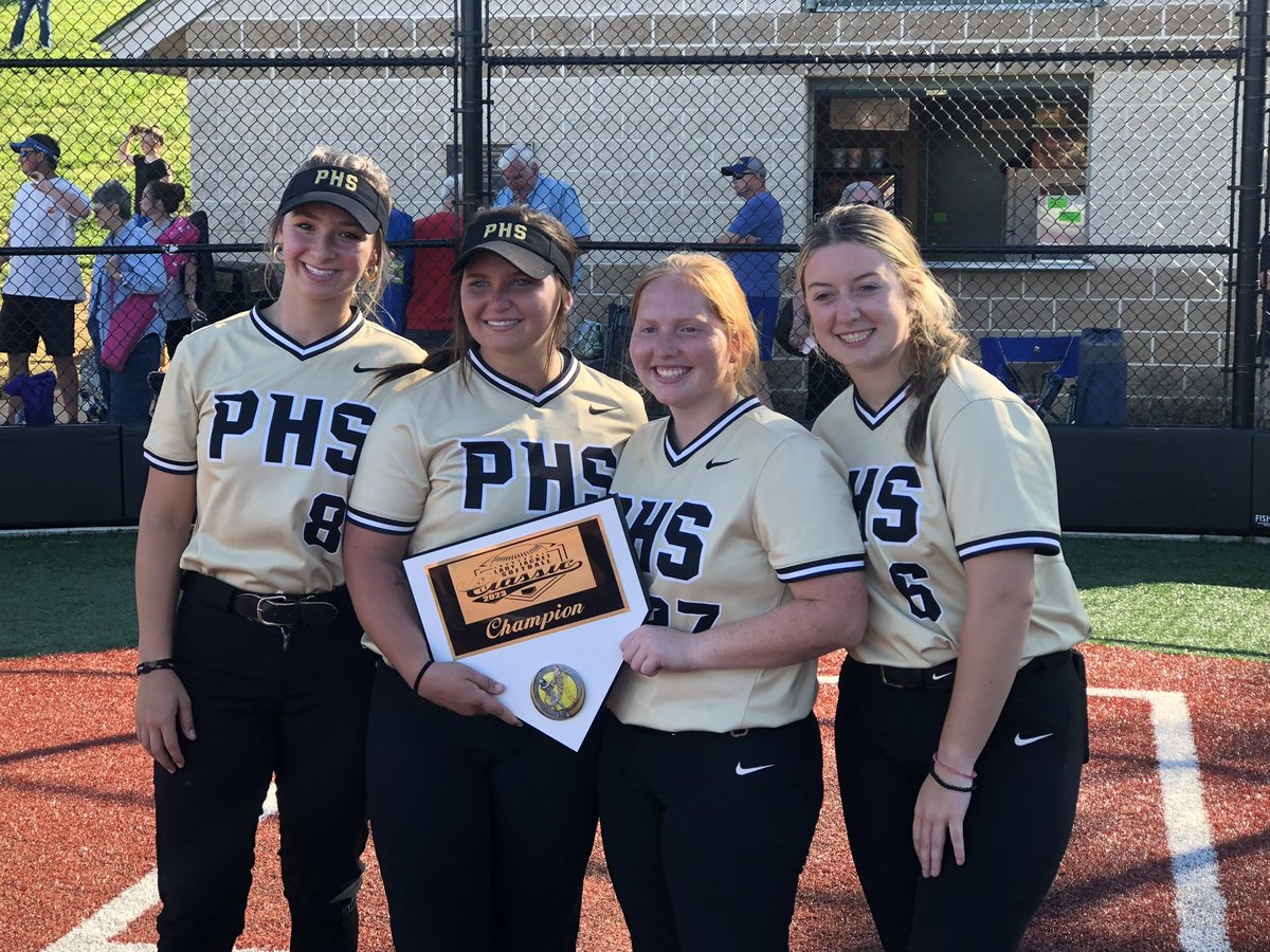 bulldogsofphs's tweet photo. Congrats to @PHSBulldogSB on going 4-0 the last two days to win the Lady Jackets Classic at TL Hanna! #FastPitchDogs @PendletonHigh @AndersonSD4 @DChrisA4 https://t.co/V9WPtraUvl