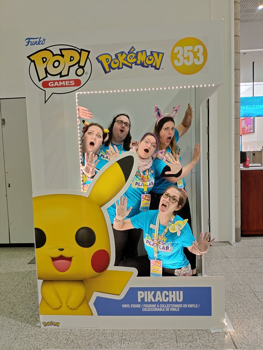 When Play Lab is closed, the Professors are put back in the box to prevent them from getting stolen. 🤫😝 One more day before they get shipped back to the Stockroom!

#PlayLabs #PokemonTCG #PokemonEUIC