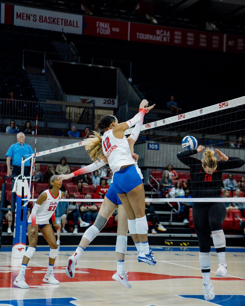 SMU Volleyball on Twitter "𝑴𝒆𝒆𝒕 𝒖𝒔 𝒂𝒕 𝑴𝒐𝒐𝒅𝒚 🏟️. Next game starts at 6PM!"
