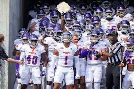 Donovan (@donovancallis) on Twitter photo After a great conversation with <a href="/DeLockett/">Coach De'Von Lockett</a> I am blessed to receive an offer from <a href="/NSUDemons/">NSU Demons</a> !! After a great conversation with <a href="/DeLockett/">Coach De'Von Lockett</a> I am blessed to receive an offer from <a href="/NSUDemons/">NSU Demons</a> !!