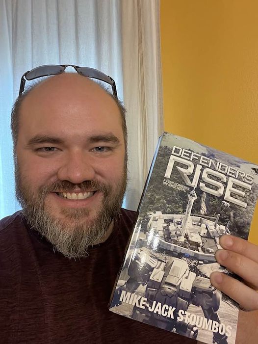 Always fun to get new books in the mail :)
DEFENDERS RISE, an alien adventure in the Four Horsemen Universe is now available
amazon.com/dp/B0C2B118N7
#4HU #CKP #Scifi #Alien #Novel
