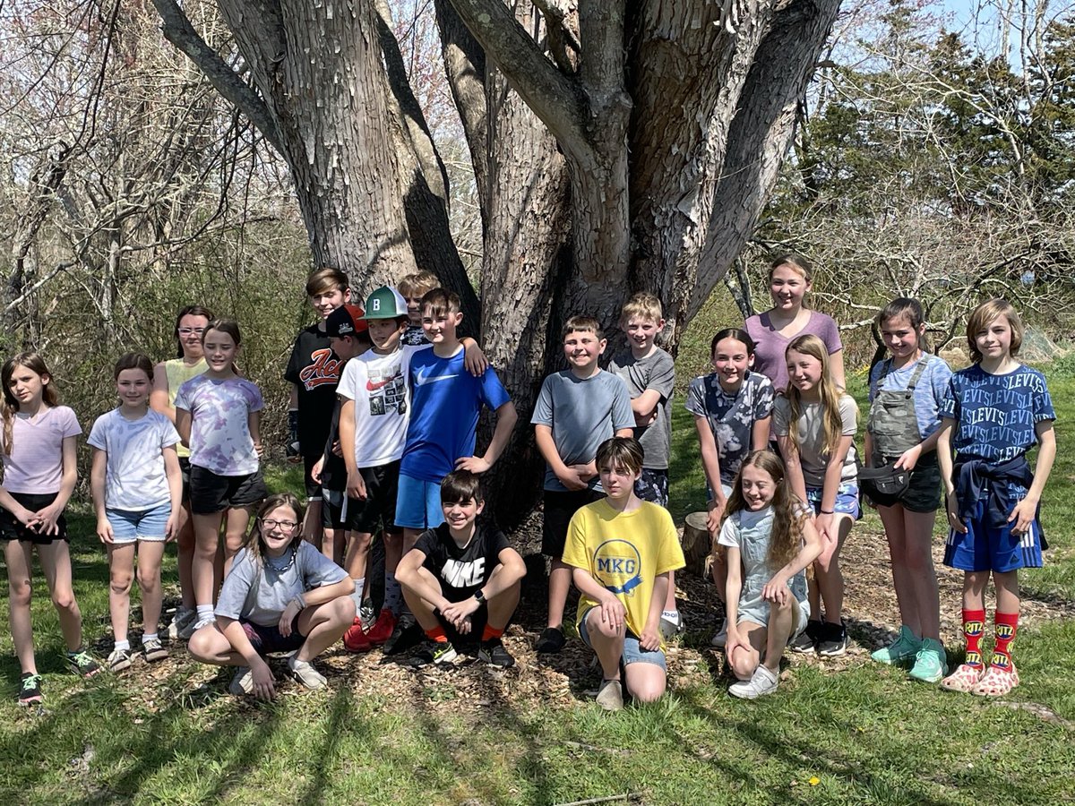 MiLABmiddleboro's tweet photo. 4th and 5th grade classes visit The Soule Farm in Middleborough #farming #education #innovation @MiddleboroughPS https://t.co/76ED9B3OLa