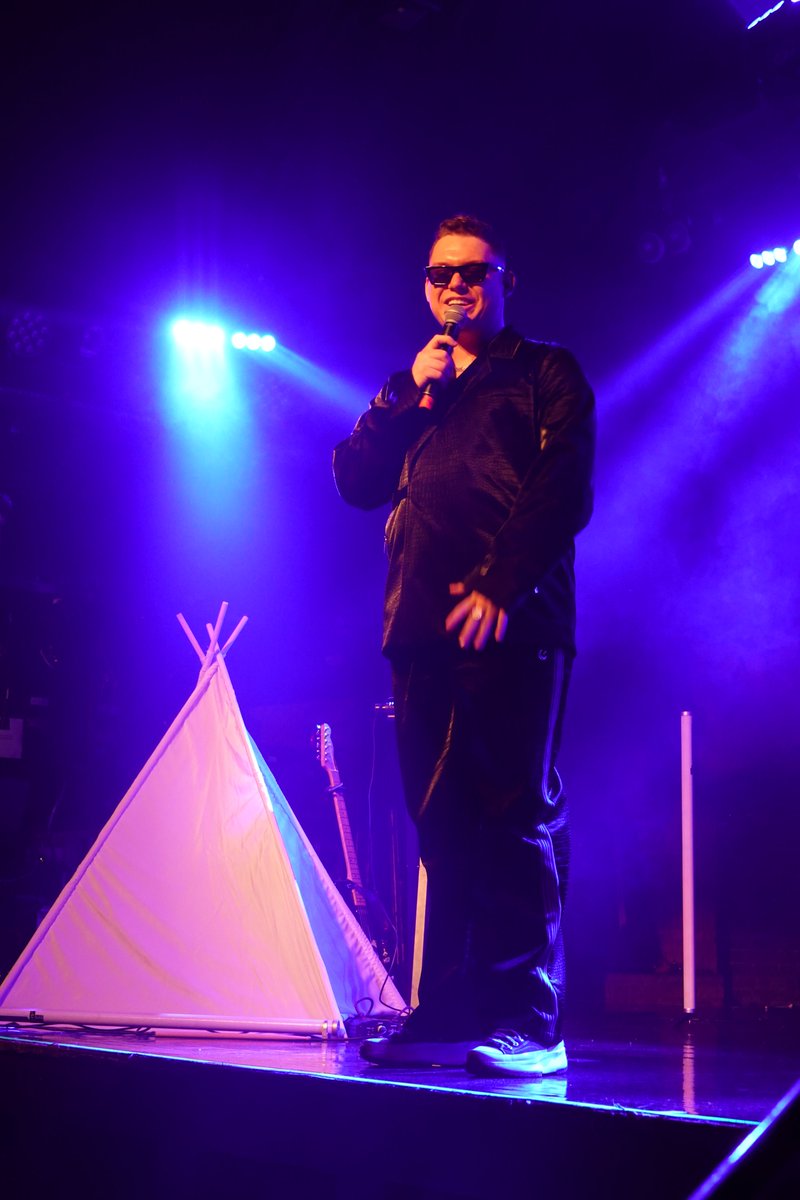 HenryTe's tweet photo. The third surprise act at the pre-pre party at Heaven tonight was Michael Rice, representing UK in #esc2019 with Dare to Dream.  #lep2023 #ldneurovision @LDNEurovision @wiwibloggs https://t.co/xgUuSEm6nV