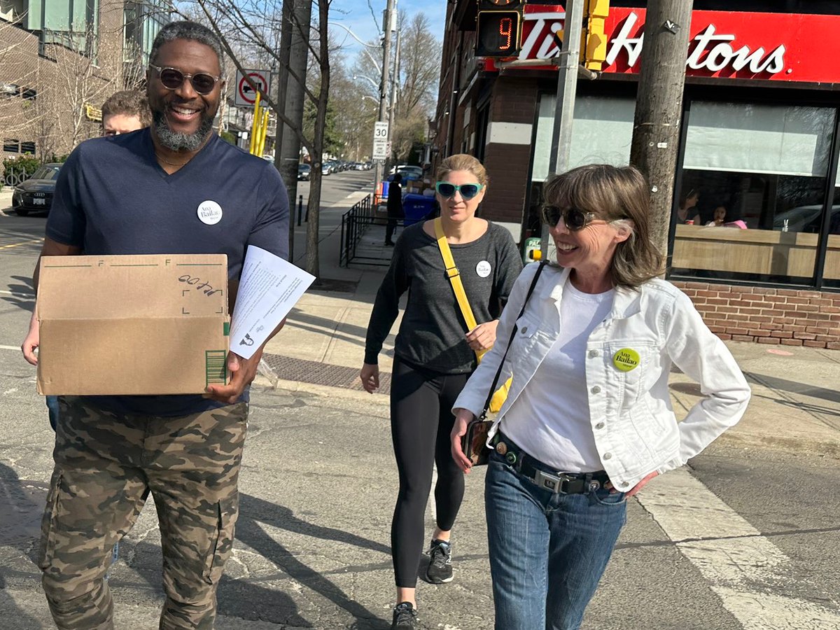 cm93967811's tweet image. Did you have as much fun in Bailão-town, Ms. McMahon?🧐

NewsFlash:
#BEY voters historically vote ‘progressive’.
And Ana is nothing of the sort.

Do your values align with hers?
You cool with relocating the Science Center? Like DOUG wants?🤑😈

#FakeProgressive?   #topoli #onpoli