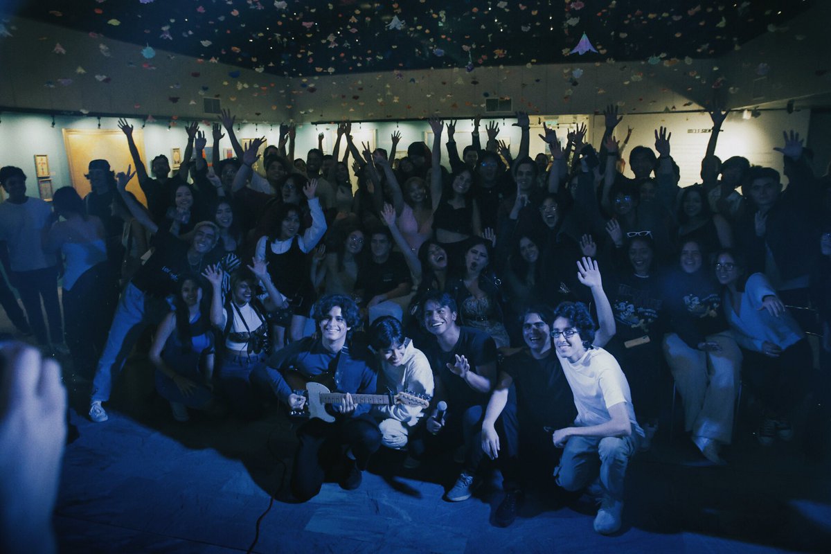 tombomusica's tweet photo. | Tombó en el Nahim Isaías | 13/04/23 | Fotografía x Michael Gomez❤️ https://t.co/3CF7nJmUJc