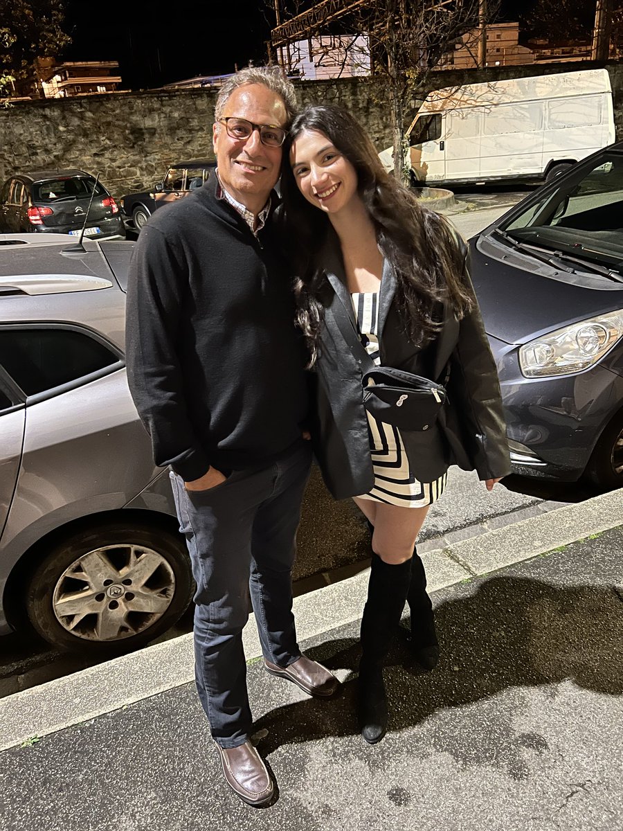 aplep's tweet image. 4 months in remission and celebrating in Florence on my daughter’s 22nd bday!  “Pretty, pretty good” in the words of Larry David!