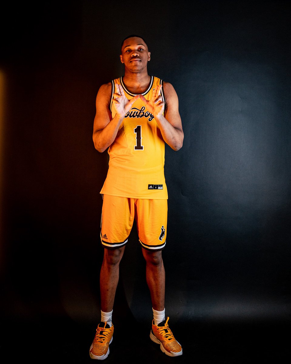 CameronManyawu's tweet photo. Thank you @wyo_mbb for a great official visit!! @jefflinder @BrystonWilliam3 https://t.co/ALjAPgSx2v