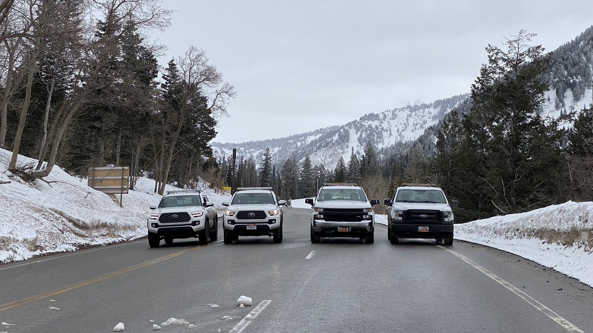 UDOT Cottonwood Canyons (@udotcottonwoods) on Twitter photo 🔊🚧 #SR210 ALERT
Based on forecasted weather conditions/avalanche hazard, there is potential for a road closure tomorrow (4/16).
‼️This could occur at any time & last until evening cooling, ~7pm. Plan accordingly.
POTENTIAL closure only, no time determined.
<a href="/UDOTTRAFFIC/">UDOT Traffic</a> 🔊🚧 #SR210 ALERT
Based on forecasted weather conditions/avalanche hazard, there is potential for a road closure tomorrow (4/16).
‼️This could occur at any time & last until evening cooling, ~7pm. Plan accordingly.
POTENTIAL closure only, no time determined.
<a href="/UDOTTRAFFIC/">UDOT Traffic</a>