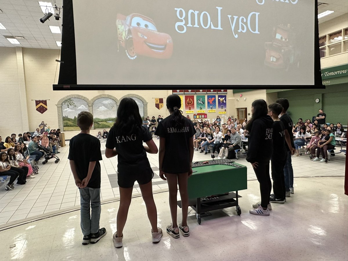 SRK26392's tweet photo. The Sharon Robo Knights Team 84 presented their innovation project of The #Solarhighway to the hundreds of people who came to our @SharonElemS STEAM Saturday. We are ready to present @firstlegoleague Worlds next week! https://t.co/fZawZAjSM7