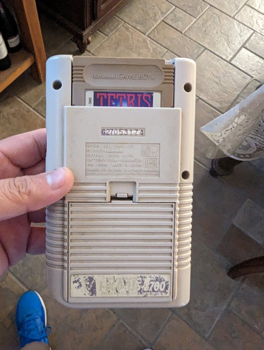 joelruiz's tweet photo. #GameBoy #Tetris https://t.co/DIKnmB9eSw