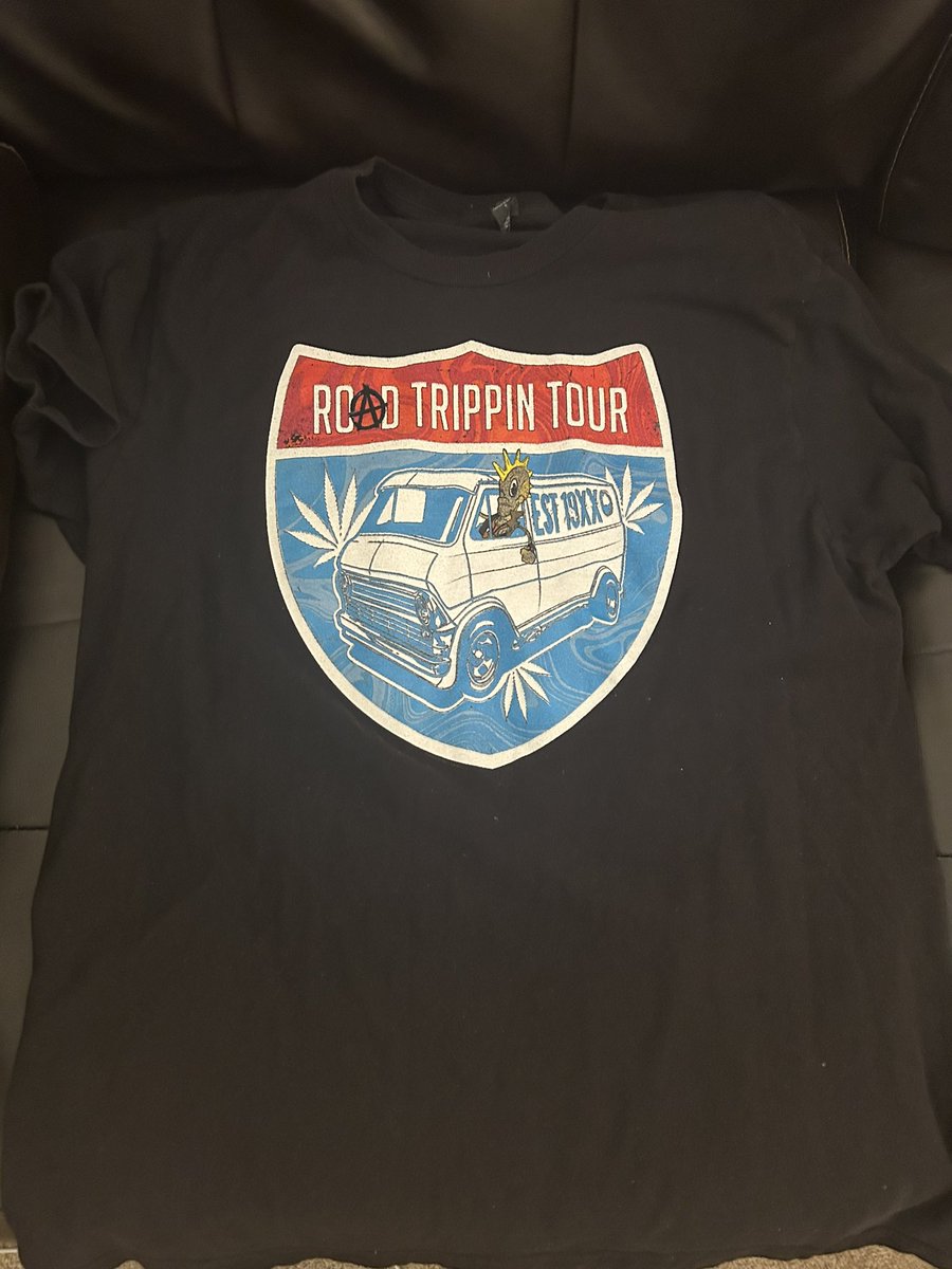 machinegunmadz's tweet image. my most prized possessions #22DAYSOFMGK