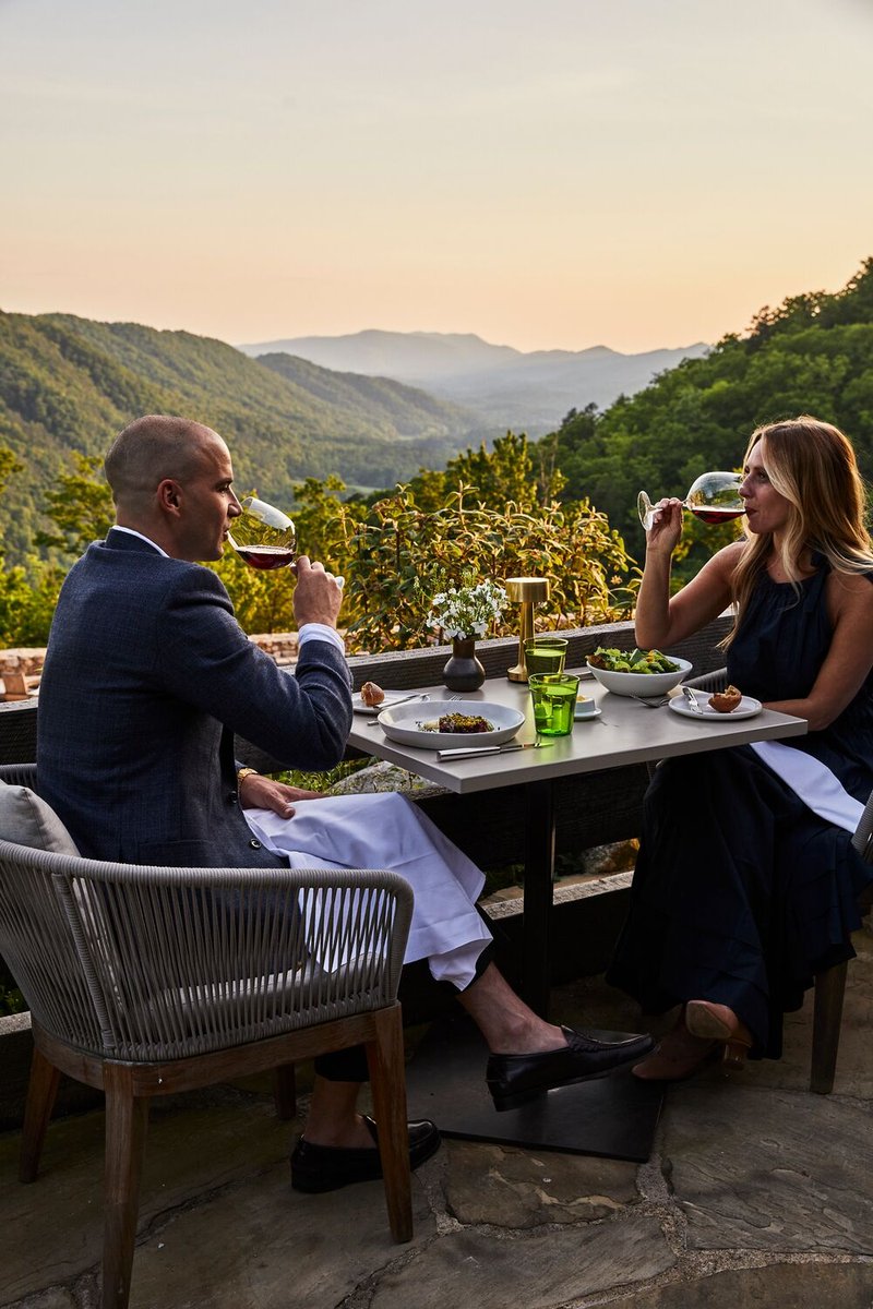 The view, the food, the wine, the company – 10/10 #BlackberryMountain #BMTN #ThreeSisters #GreatSmokyMountains #RelaisChateaux