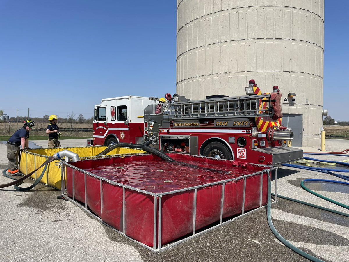 SWMFireDept's tweet photo. Students and Instructors hard at work on practical evolutions on Pump Ops today. 
@SWMFireDept hosting NFPA 1002 Pump Ops this weekend along with our partners at Elgin Middlesex Regional Fire School, OFC, and big shout out to @SCFIREDEPT for supplying Instructors and apparatus! https://t.co/F89C9Uyxsl