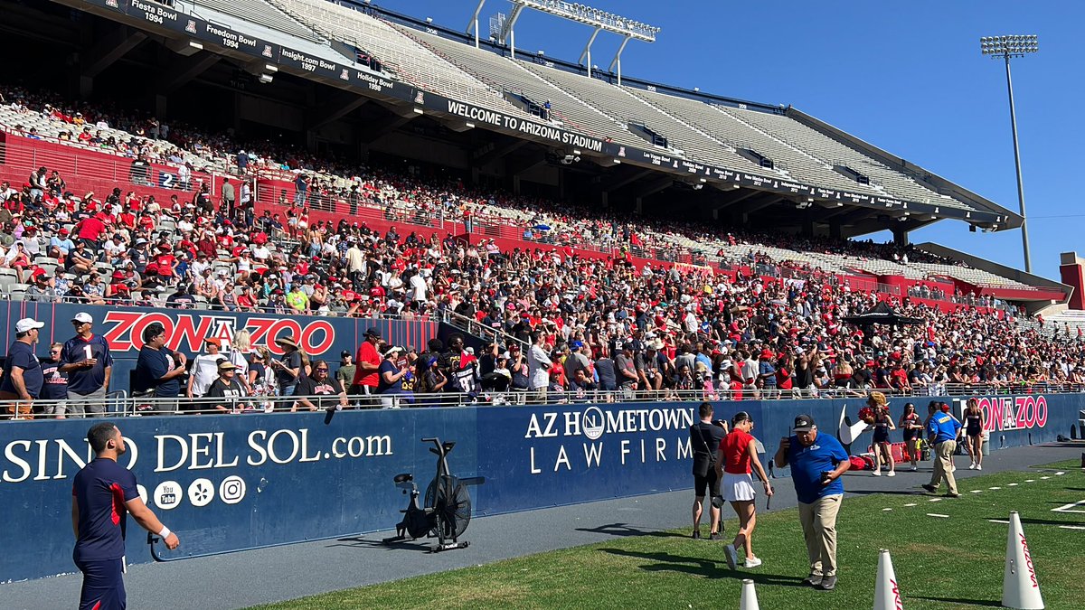 Shout out to the best fans in the entire country!!! #ZonaZoo