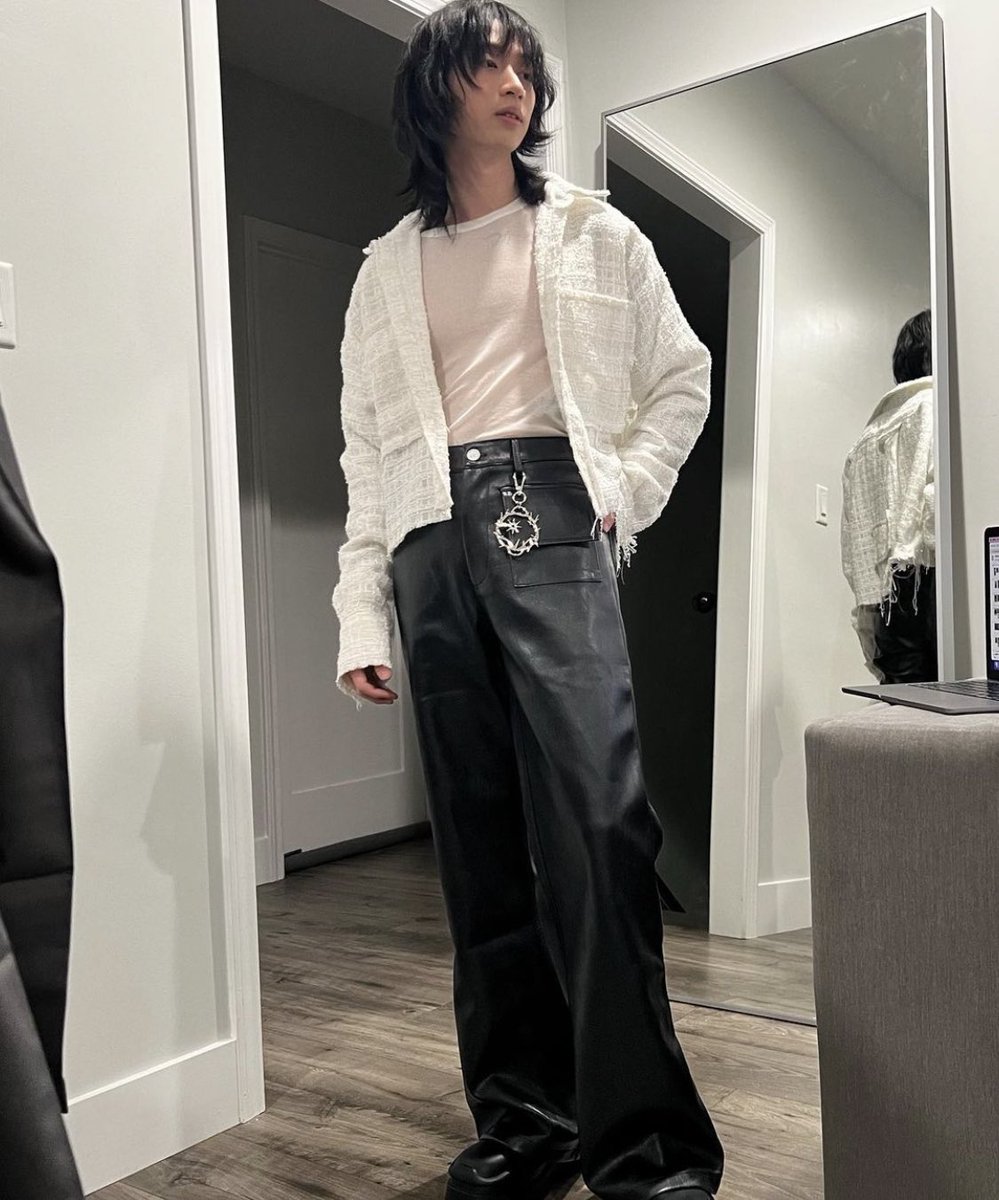 KESHIFRANCE_FAN's tweet photo. [ #KeshiPost ] ~ Instagram ~ 15/04/2023 

@keshimusic à actualisé son compte Instagram 

« sur les vapeurs mais je ne l'aurais pas fait autrement » https://t.co/jtjURzkZPn